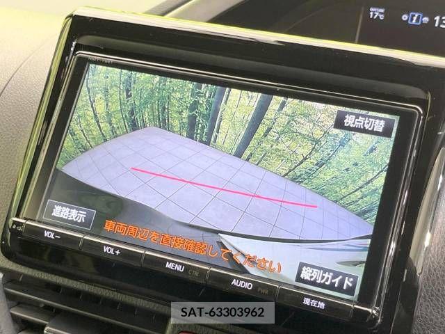 Toyota VOXY 2018-02 288840-4