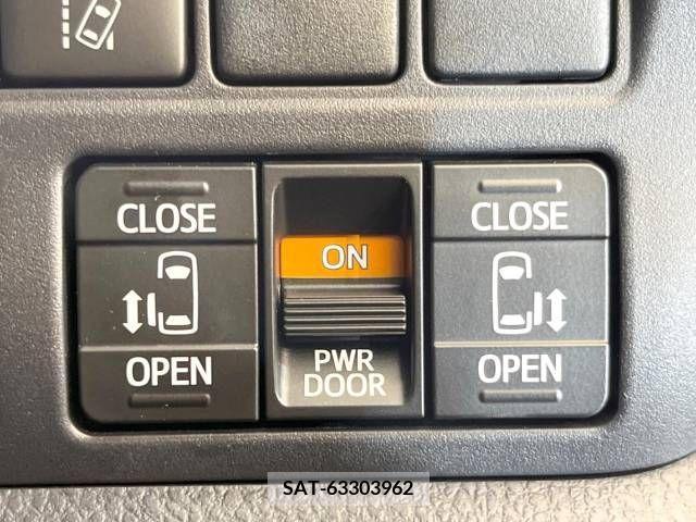 Toyota VOXY 2018-02 288840-6