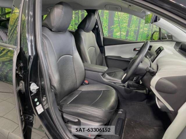 Toyota PRIUS 2017-09 282776-8