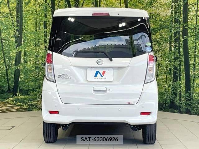 Nissan DAYZ 2019-10 353247-15