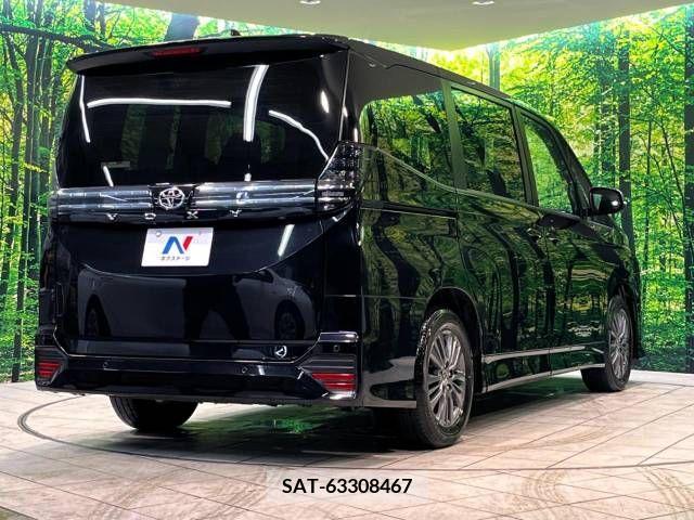 Toyota VOXY 2023-03 216748-17