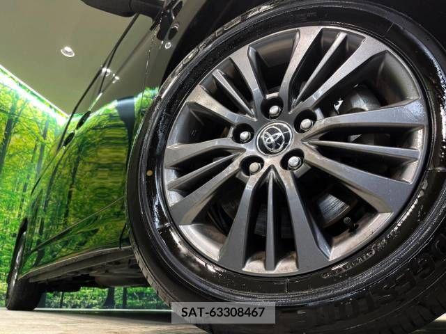 Toyota VOXY 2023-03 216748-13