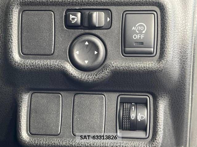 Nissan NOTE 2013-09 349162-6