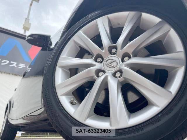 Lexus IS 2015-09 297906-13