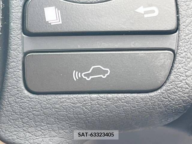 Lexus IS 2015-09 297906-4