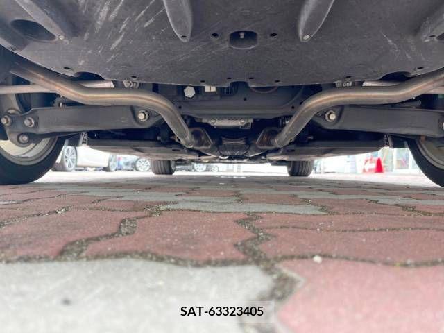 Lexus IS 2015-09 297906-19