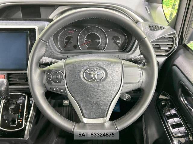 Toyota VOXY 2018-07 374740-11