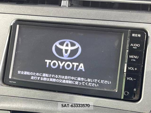 Toyota PRIUS 2015-10 375712-2
