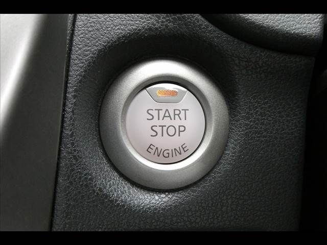 Nissan NOTE 2013-01 22382-7