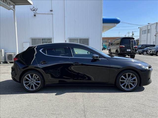 Mazda MAZDA3 2021-06 17854-17