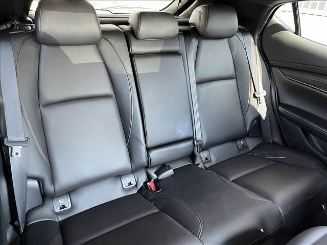 Mazda MAZDA3 2021-06 17854-8