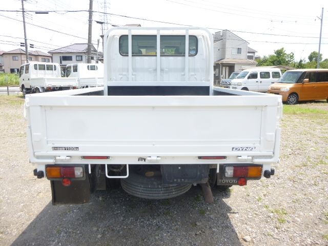 Toyota DYNA TRUCK 2013-03 8042-4