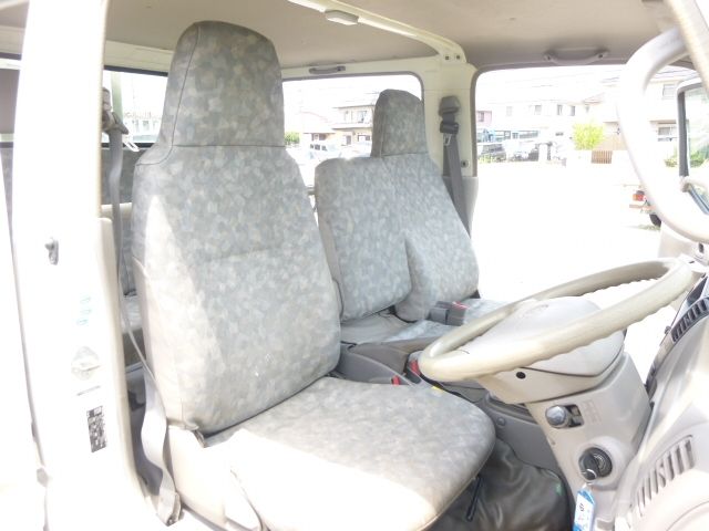 Toyota DYNA TRUCK 2013-03 8042-8