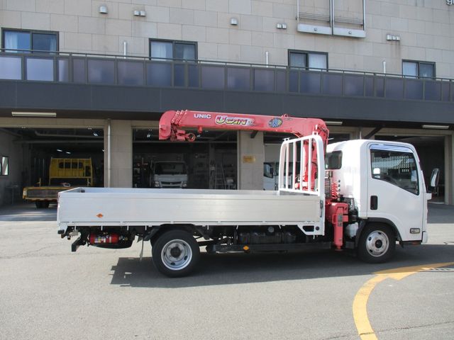 Isuzu ELF TRUCK 2010-08 1186-23