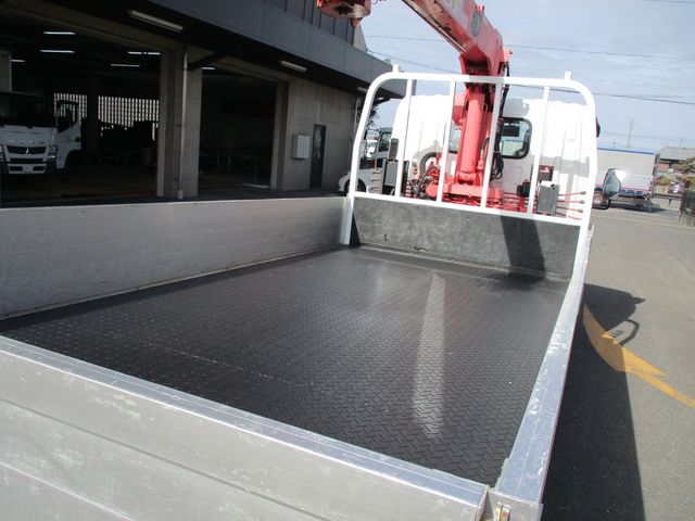 Isuzu ELF TRUCK 2010-08 1186-6