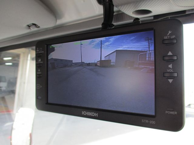 Isuzu ELF TRUCK 2010-08 1186-16