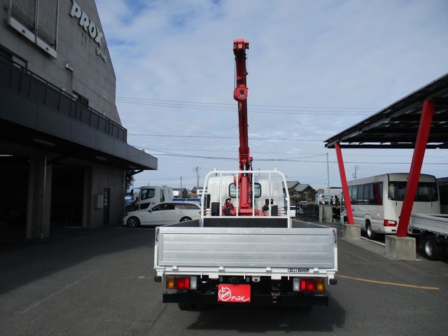 Isuzu ELF TRUCK 2010-08 1186-3