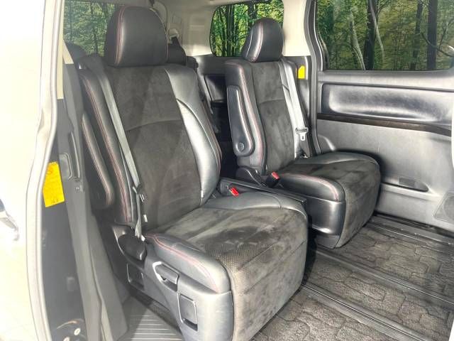 Toyota VELLFIRE 2013-06 185508-8