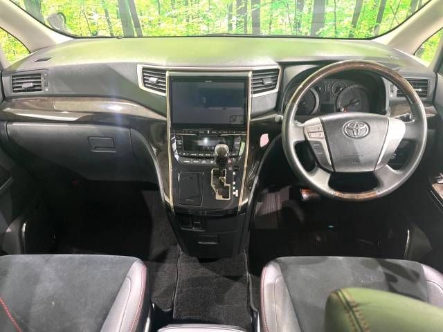 Toyota VELLFIRE 2013-06 185508-1