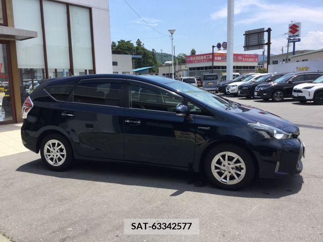Toyota PRIUS ALPHA 2019-08 322217-3