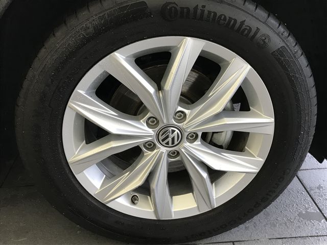 VolksWagen TIGUAN 2019-11 192801-26