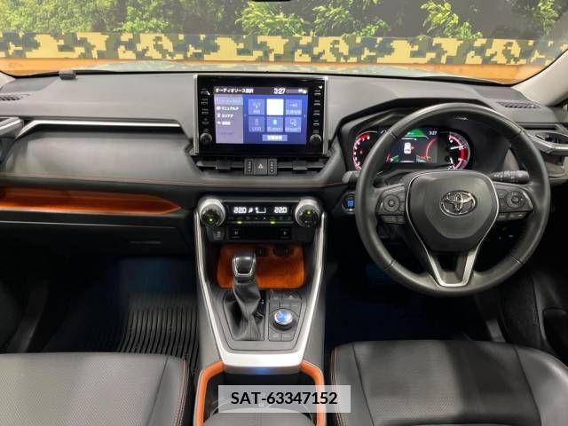 Toyota RAV4 2022-03 351243-1