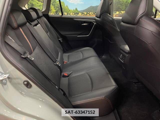 Toyota RAV4 2022-03 351243-9