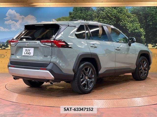 Toyota RAV4 2022-03 351243-17