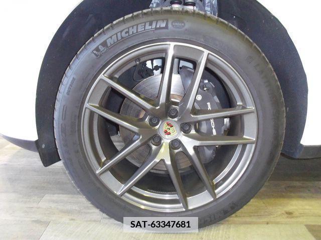 Porsche MACAN 2023-03 342597-27