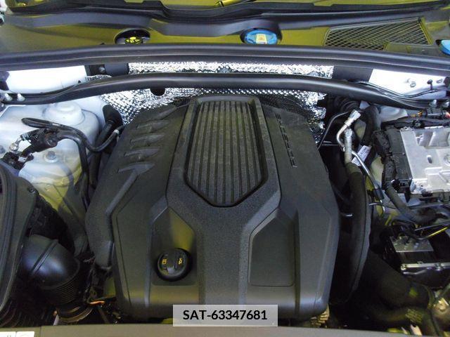 Porsche MACAN 2023-03 342597-29