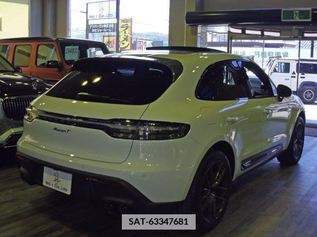 Porsche MACAN 2023-03 342597-2