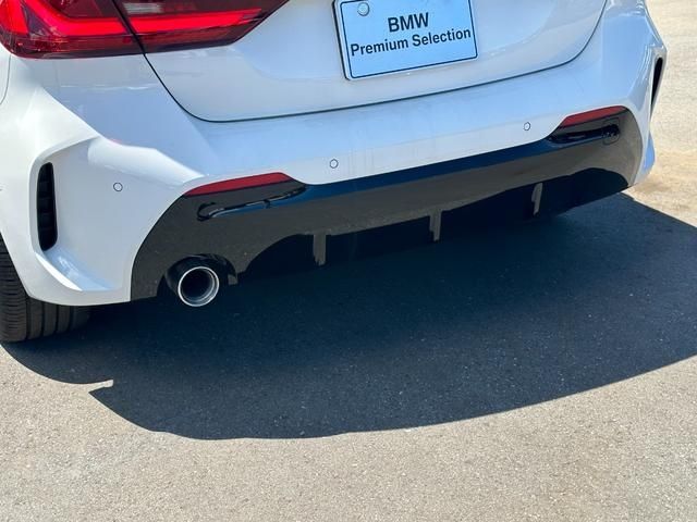 Bmw 1 SERIES 2022-09 185648-11