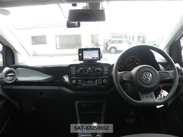 VolksWagen UP! 2014-12 254813-15