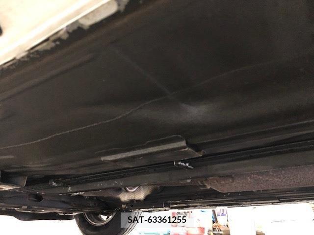 Nissan NOTE 2014-03 392895-28