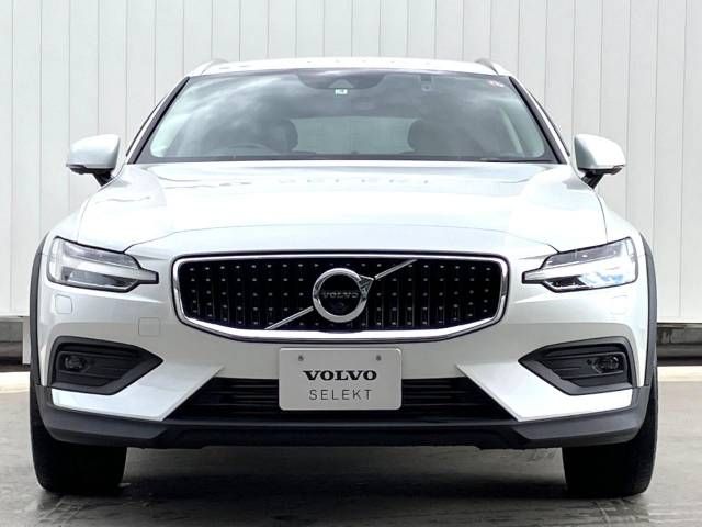 Volvo CROSS COUNTRY 2019-04 185875-16