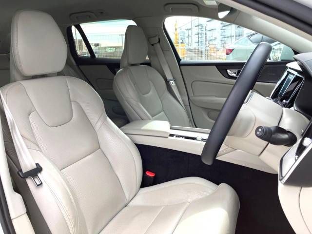Volvo CROSS COUNTRY 2019-04 185875-11