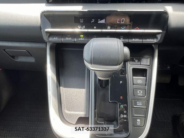 Toyota NOAH 2022-01 351339-9