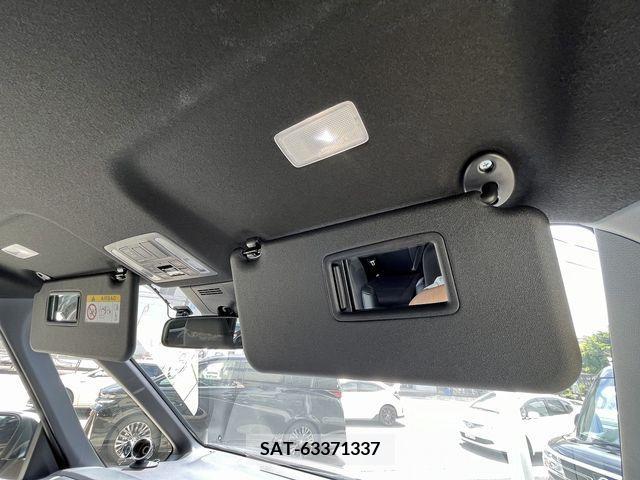 Toyota NOAH 2022-01 351339-15