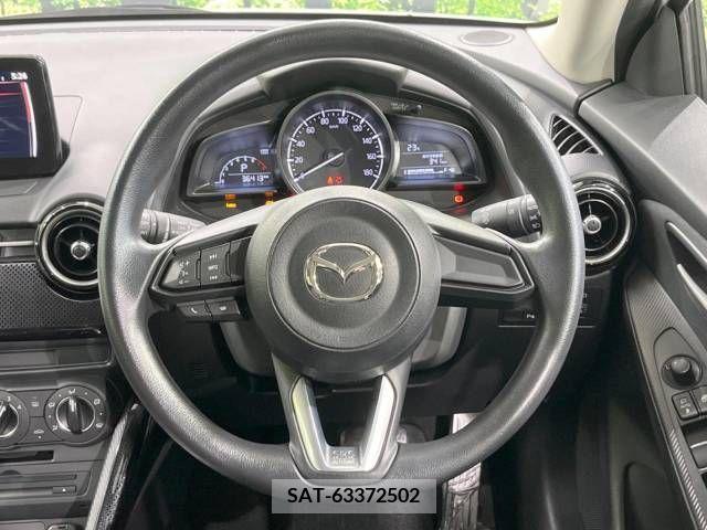 Mazda DEMIO 2019-07 301970-11