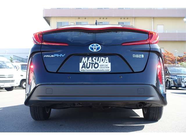 Toyota PRIUS PHV 2018-09 20305-5