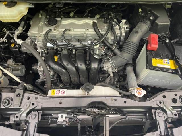 Toyota VOXY 2020-10 17715-18