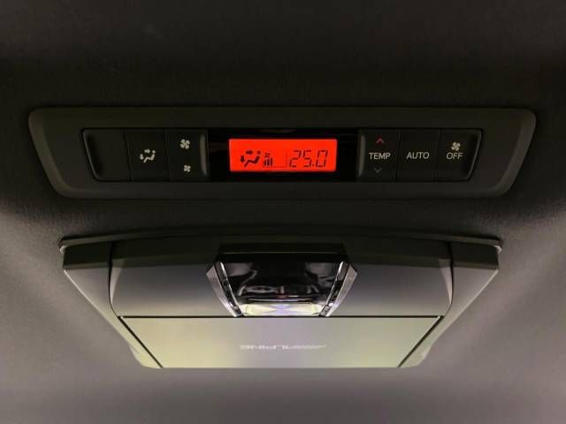 Toyota VOXY 2020-10 17715-5