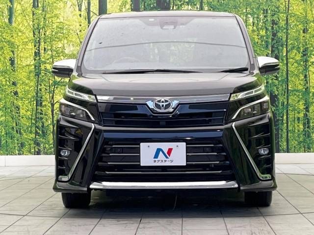 Toyota VOXY 2020-10 17715-14