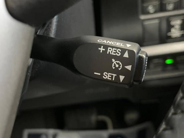 Toyota VOXY 2020-10 17715-7
