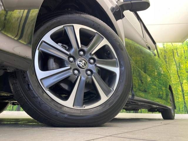 Toyota VOXY 2020-10 17715-13