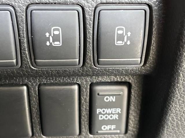 Nissan ELGRAND 2014-02 184103-5