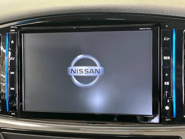 Nissan ELGRAND 2014-02 184103-2