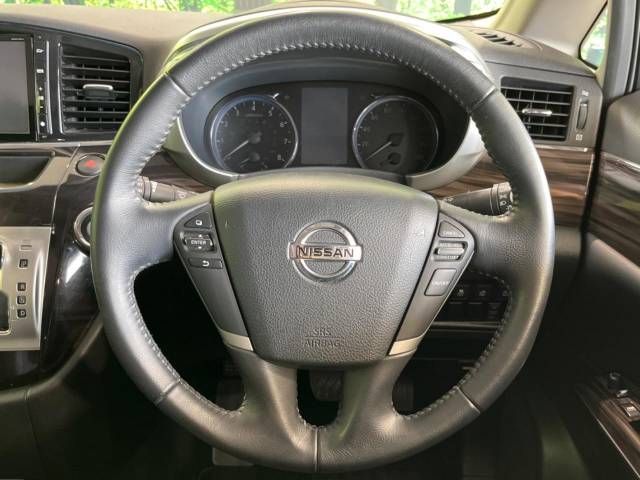 Nissan ELGRAND 2014-02 184103-11