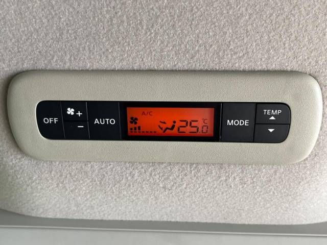 Nissan ELGRAND 2014-02 184103-7