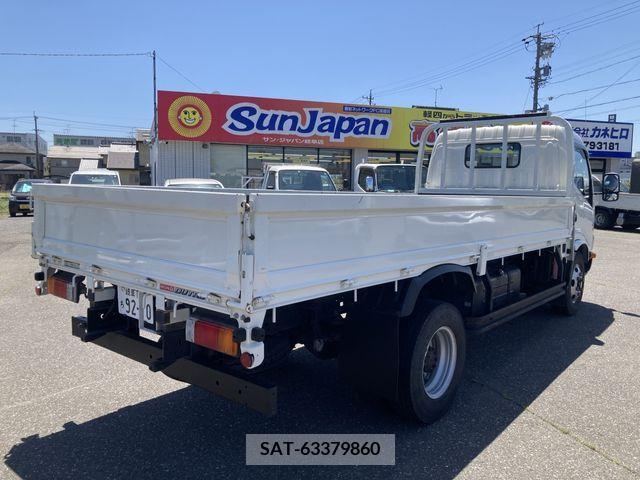 Hino DUTRO 2019-01 267772-5